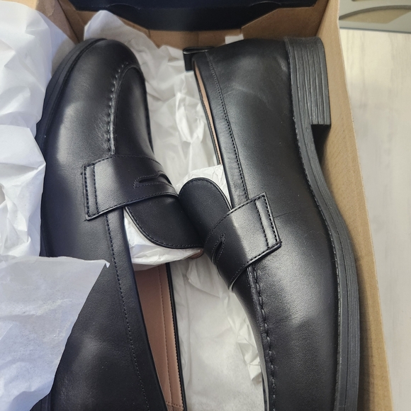 Women's Cole Haan Black Leather Slip-On Loafers 10.5 B. - new - Picture 7 of 8